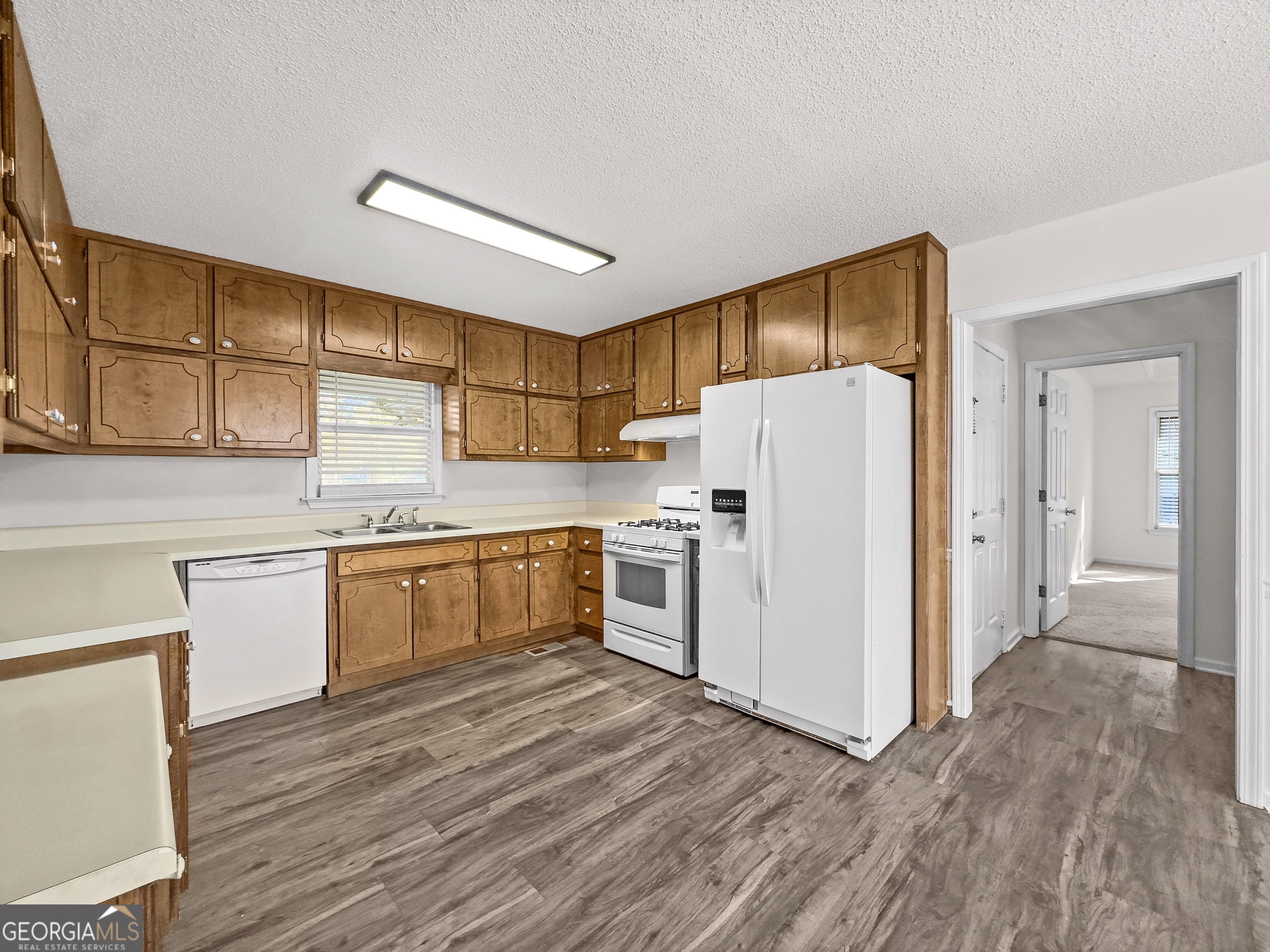 2 Cindy Court Hampton, GA 30228 - Photo 6 of 18