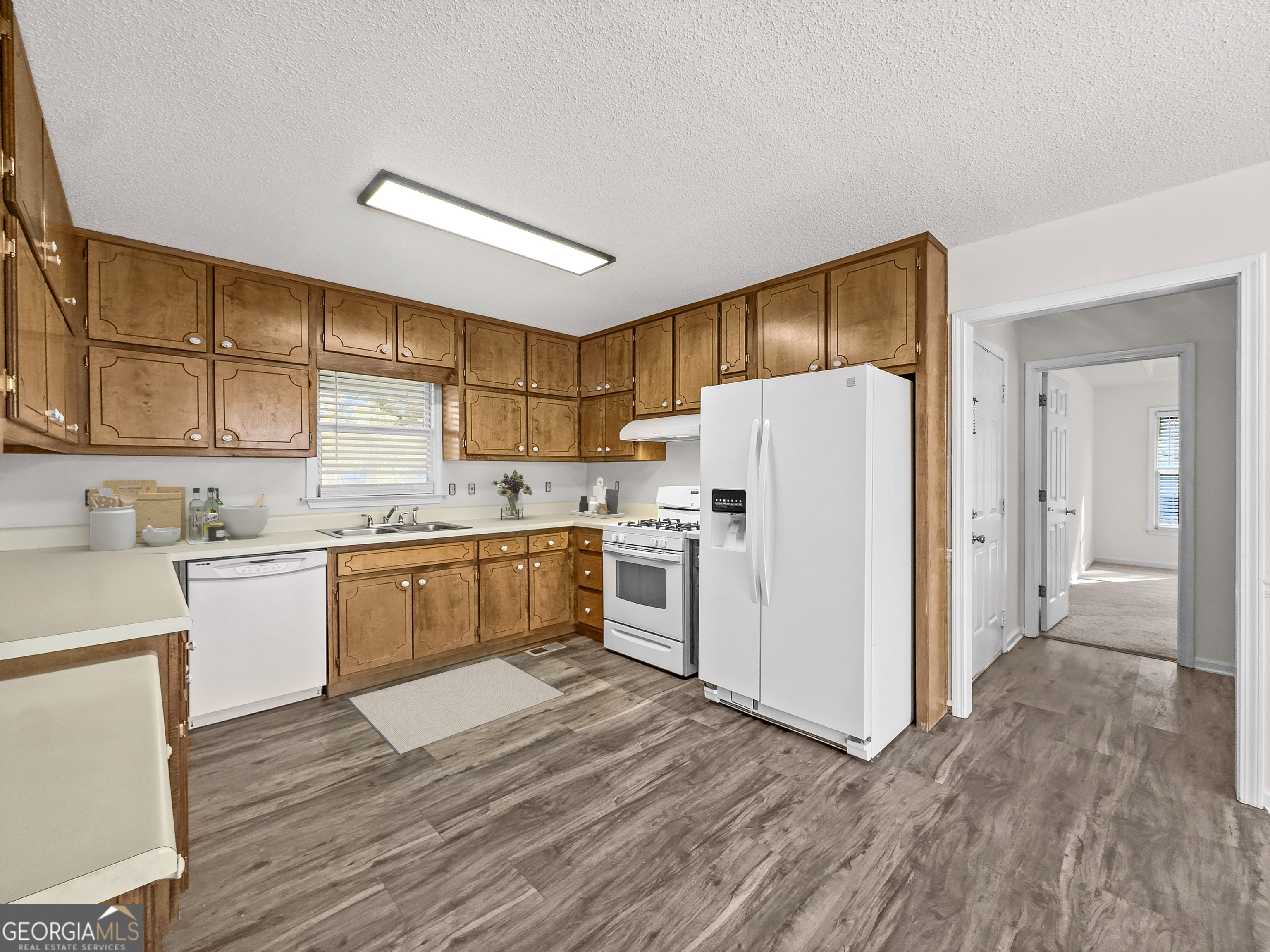 2 Cindy Court Hampton, GA 30228 - Photo 7 of 18