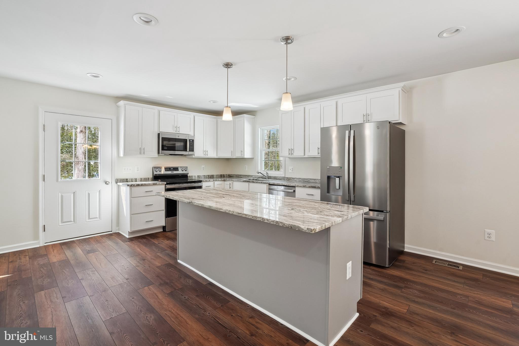 4194 Goldmine Road Goldvein, VA 22720 - Photo 9 of 38