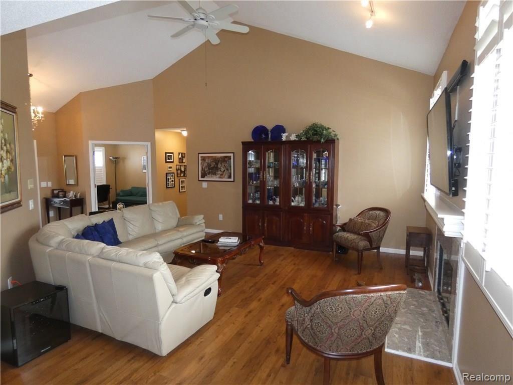 3346 Henley Court Rochester Hills, MI 48309 - Photo 17 of 53