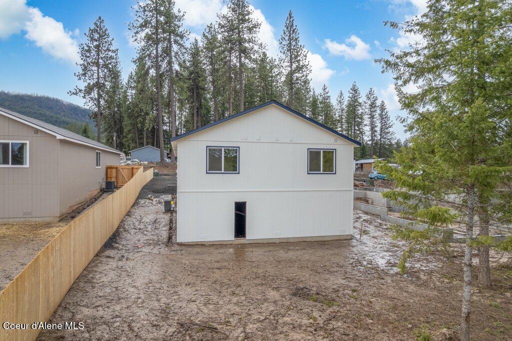 415 F Street Plummer, ID 83851 - Photo 21 of 32 Backyard