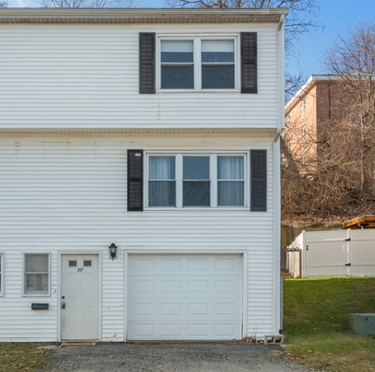 10 Arline Street Worcester, MA 01607 - Photo 2 of 27 Gallery Image 2