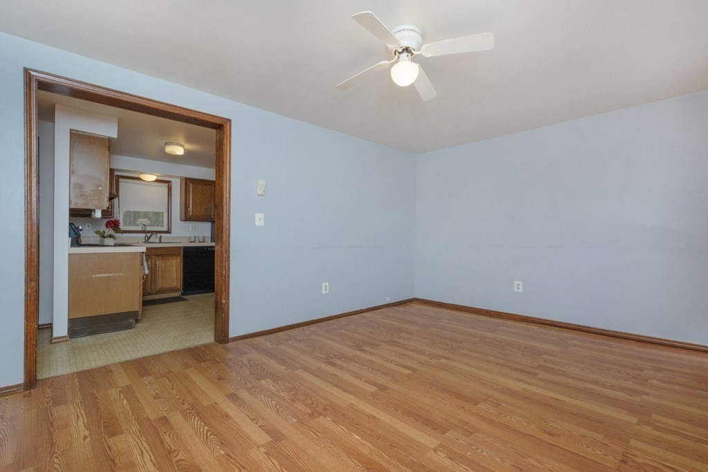 10 Arline Street Worcester, MA 01607 - Photo 9 of 27 Gallery Image 9