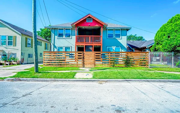 $1,000 | 7320 Capitol Street, Unit 4, Houston, TX 77011