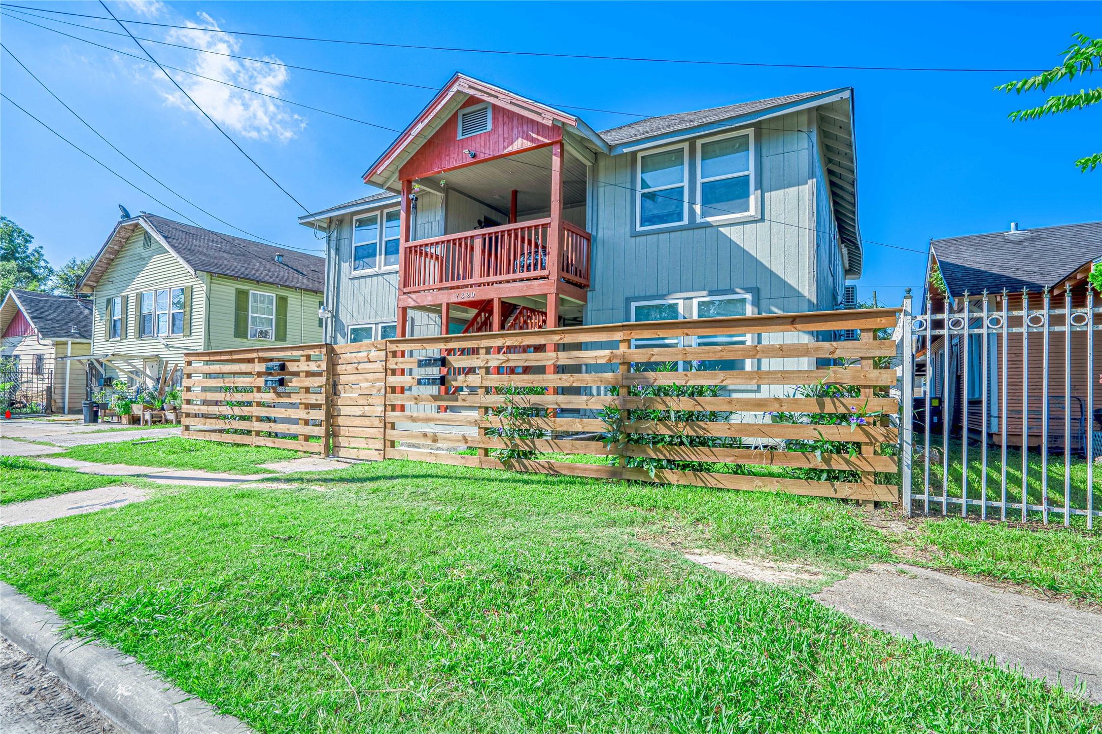7320 Capitol Street, Unit 4 Houston, TX 77011 - Photo 3 of 8