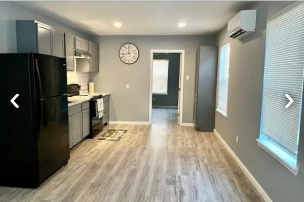 $1,000 | 7320 Capitol Street, Unit 4, Houston, TX 77011