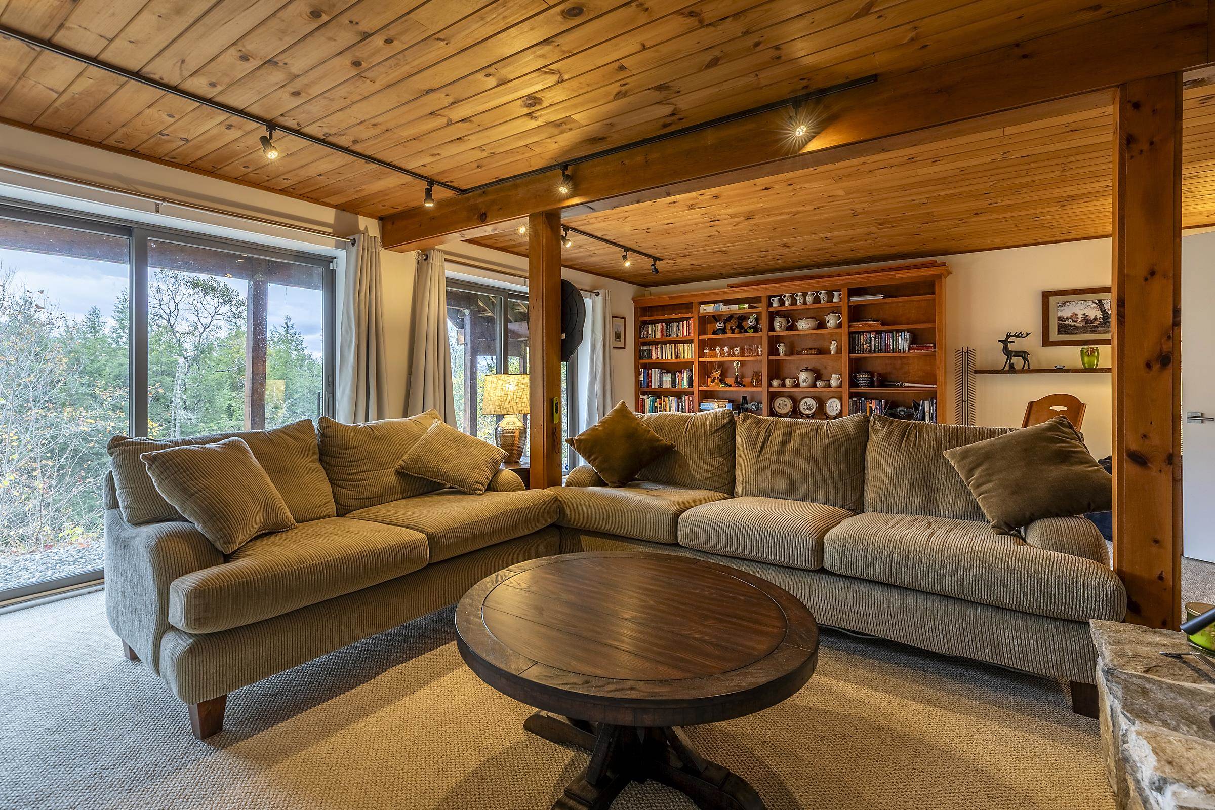 260 Mansfield Lane Londonderry, VT 05148 - Photo 23 of 40