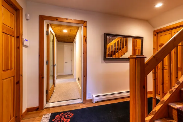 $850,000 | 260 Mansfield Lane, Londonderry, VT 05148