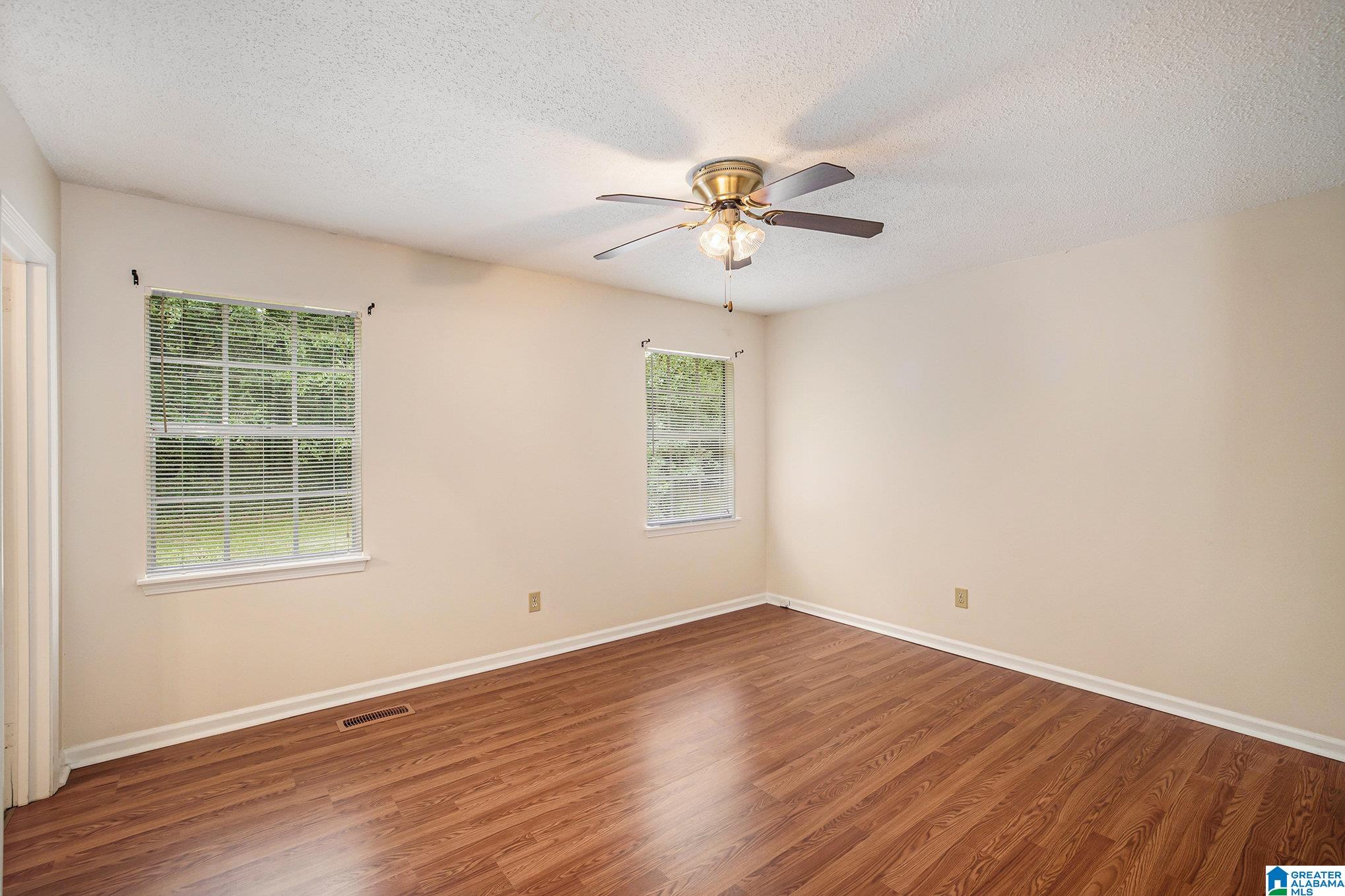 1421 Cross Path Drive Alabaster, AL 35007 - Photo 14 of 22