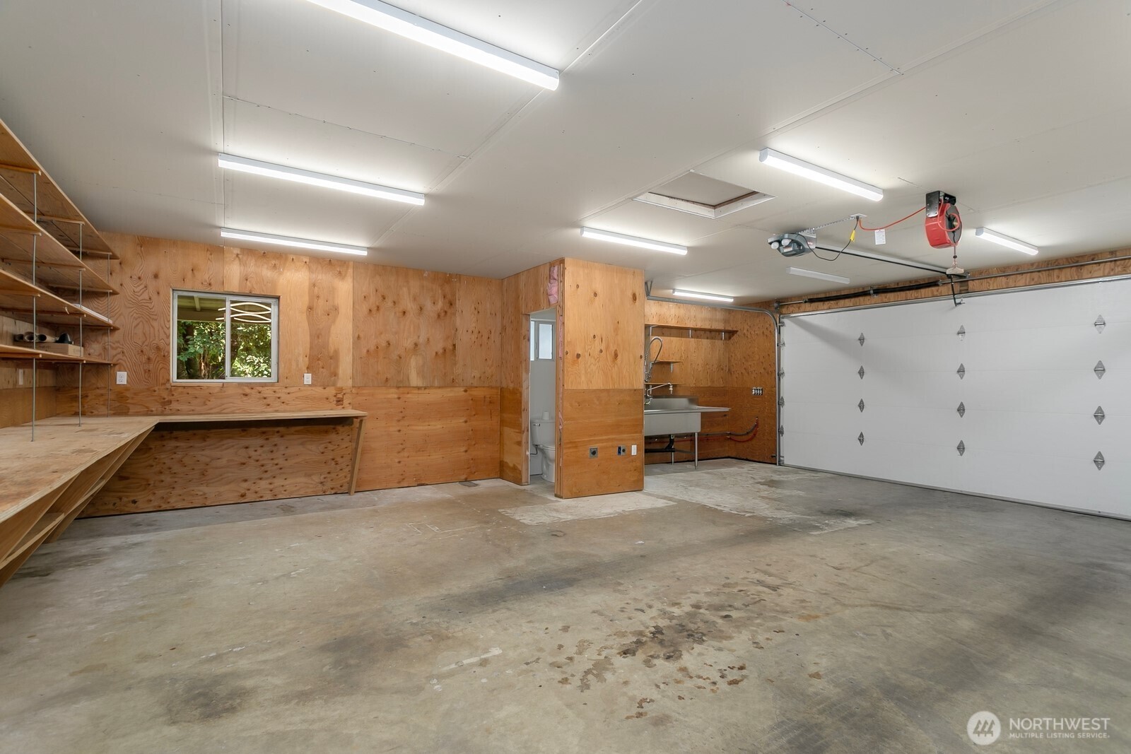 24020 Southeast 202nd Street Maple Valley, WA 98038 - Photo 35 of 39 a view of a hallway with entryway and cabinet