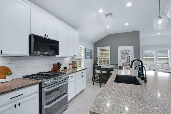 $2,950 | 2291 Oak Run Parkway, New Braunfels, TX 78132