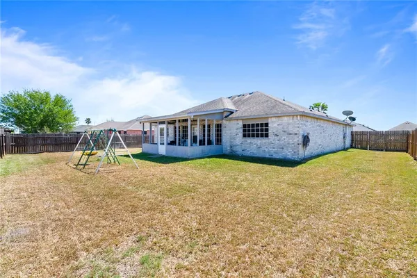 $285,000 | 1708 Brook Lane, Kingsville, TX 78363
