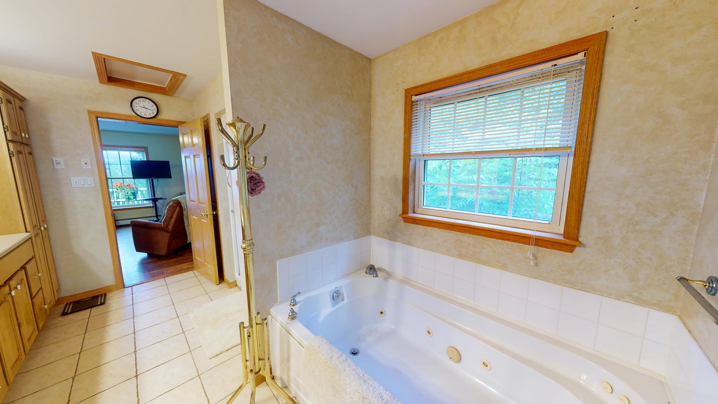 81 Robbins Road Union, ME 04862 - Photo 18 of 53 81-Robbins-Rd-Union-ME-08272022_192857