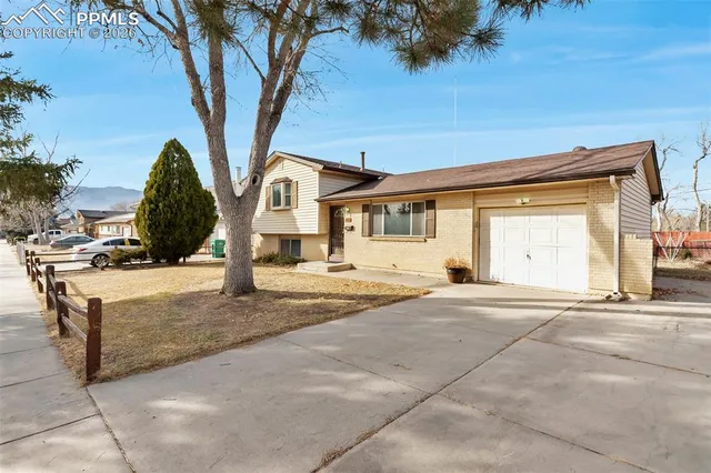 $290,000 | 1025 Rainier Drive, Colorado Springs, CO 80910