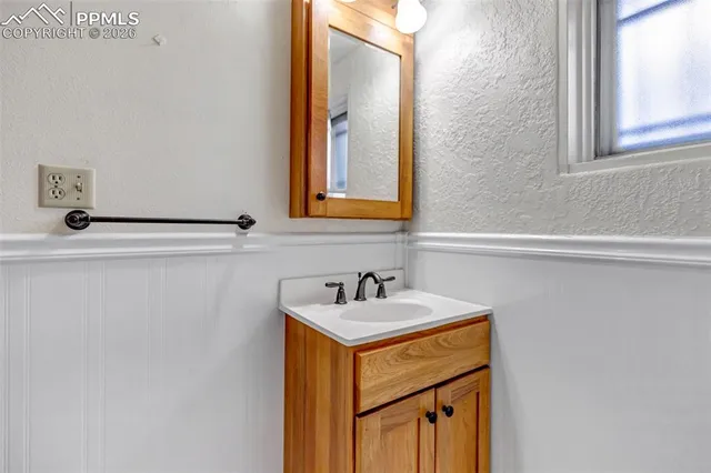 $290,000 | 1025 Rainier Drive, Colorado Springs, CO 80910