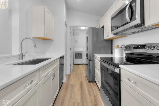 $289,900 | 12517 Timber Creek Drive, Unit 11, Carmel, IN 46032