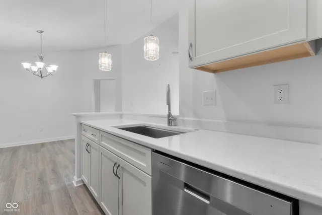 $289,900 | 12517 Timber Creek Drive, Unit 11, Carmel, IN 46032