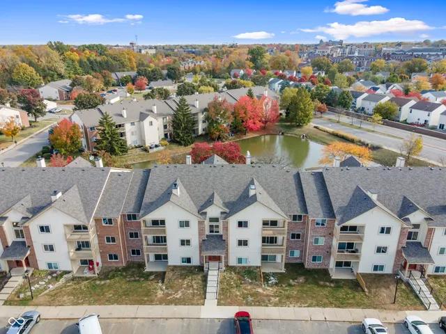 $289,900 | 12517 Timber Creek Drive, Unit 11, Carmel, IN 46032