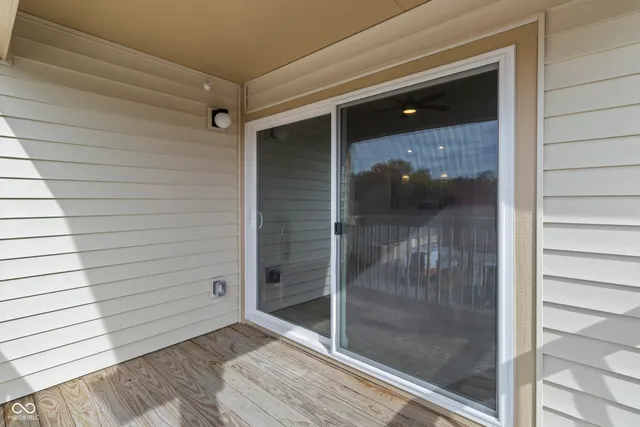 $289,900 | 12517 Timber Creek Drive, Unit 11, Carmel, IN 46032