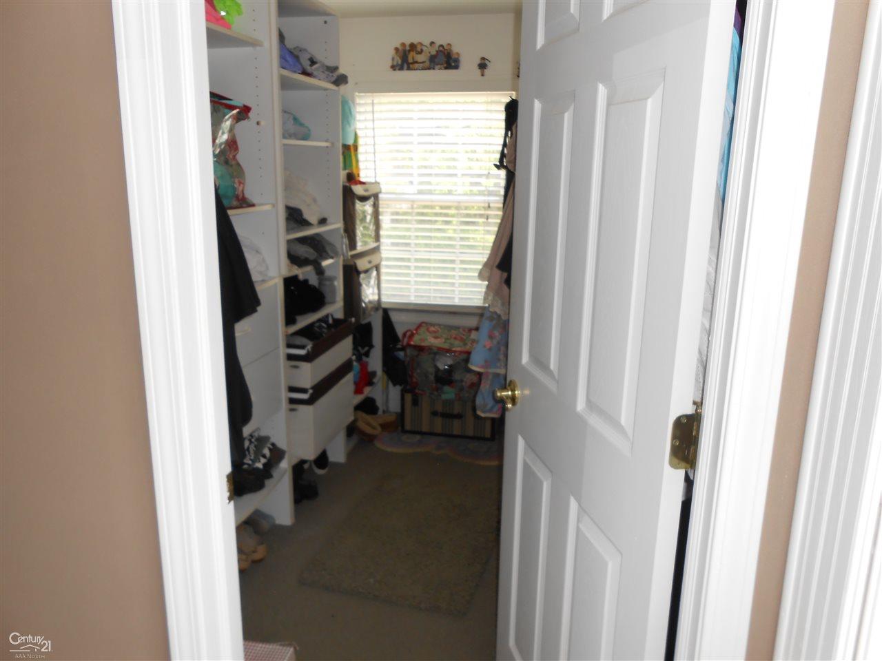 857 Hawthorne Road Grosse Pointe Woods, MI 48236 - Photo 23 of 44