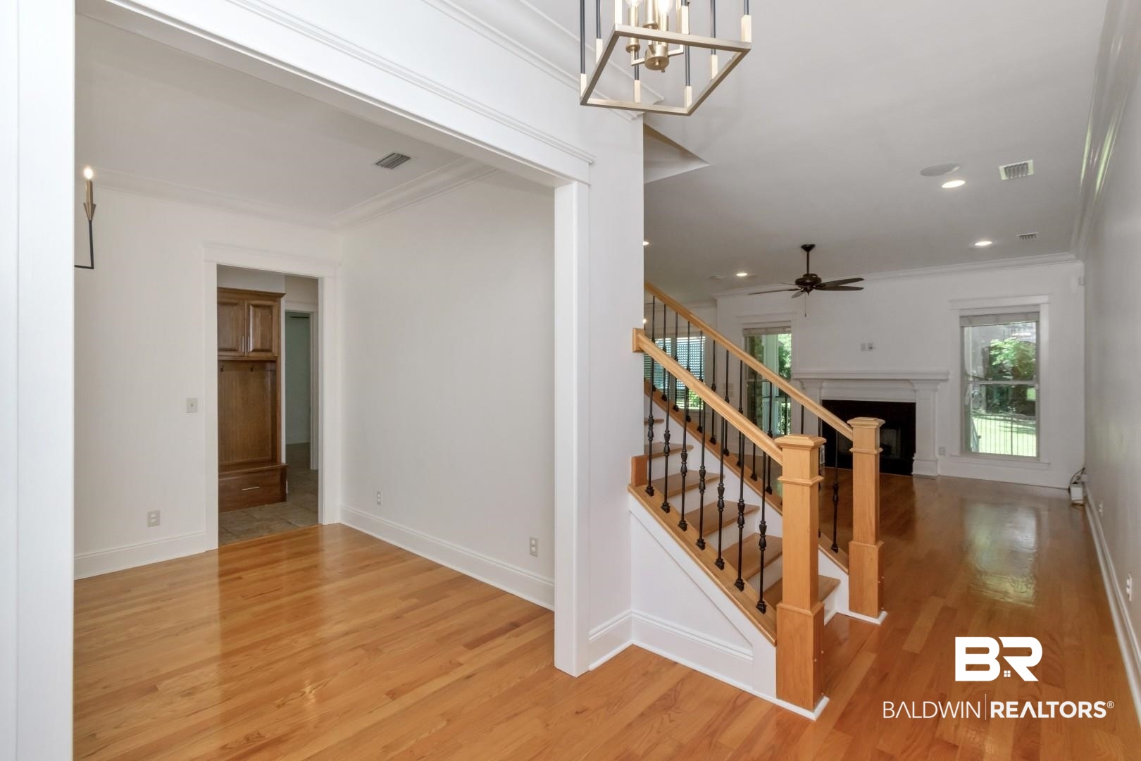 311 Wacker Lane North Mobile, AL 36608 - Photo 5 of 37 Stairs