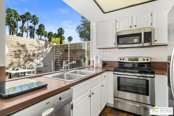 $639,000 | 360 Cabrillo Road, Unit 218, Palm Springs, CA 92262