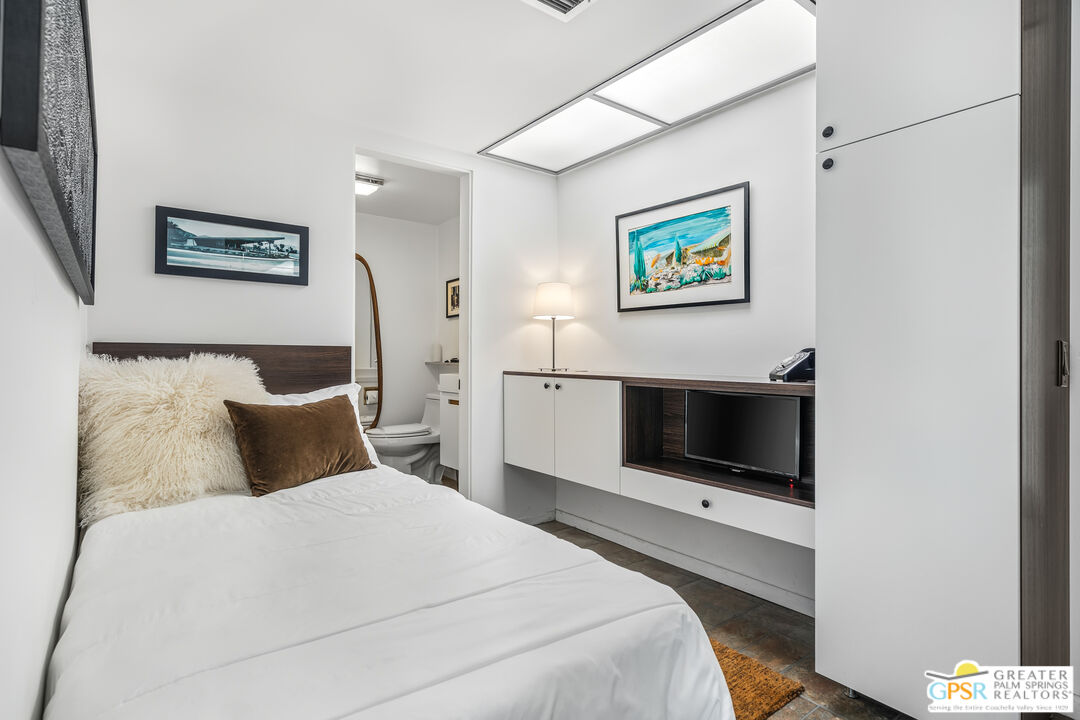 360 Cabrillo Road, Unit 218 Palm Springs, CA 92262 - Photo 21 of 55