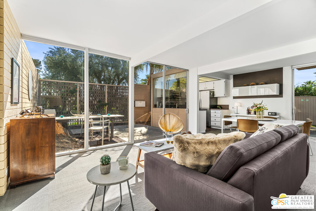 360 Cabrillo Road, Unit 218 Palm Springs, CA 92262 - Photo 3 of 55