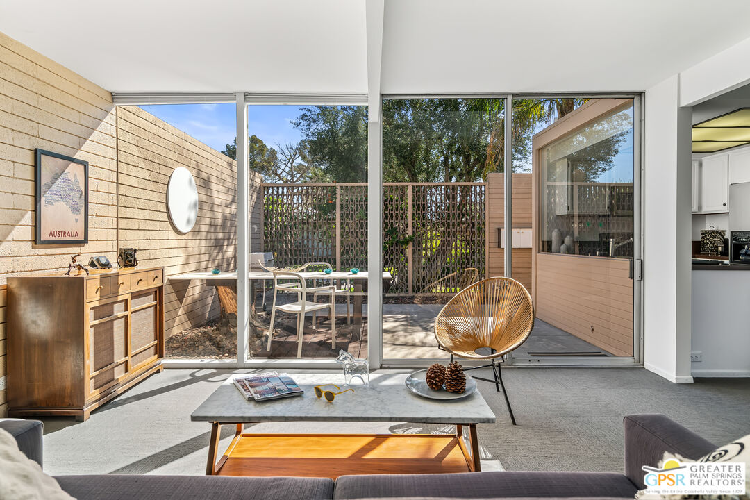 360 Cabrillo Road, Unit 218 Palm Springs, CA 92262 - Photo 4 of 55