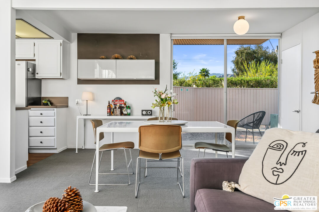 360 Cabrillo Road, Unit 218 Palm Springs, CA 92262 - Photo 9 of 55