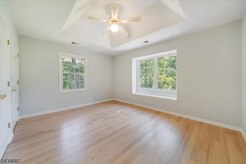 $864,999 | 48 Rainbow Trail, Mountain Lakes, NJ 07046