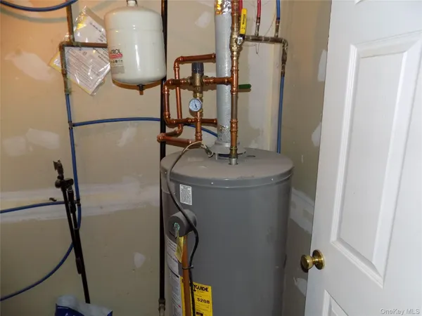 $499,995 | 16 Baldwin Drive, Wappingers Falls, NY 12590