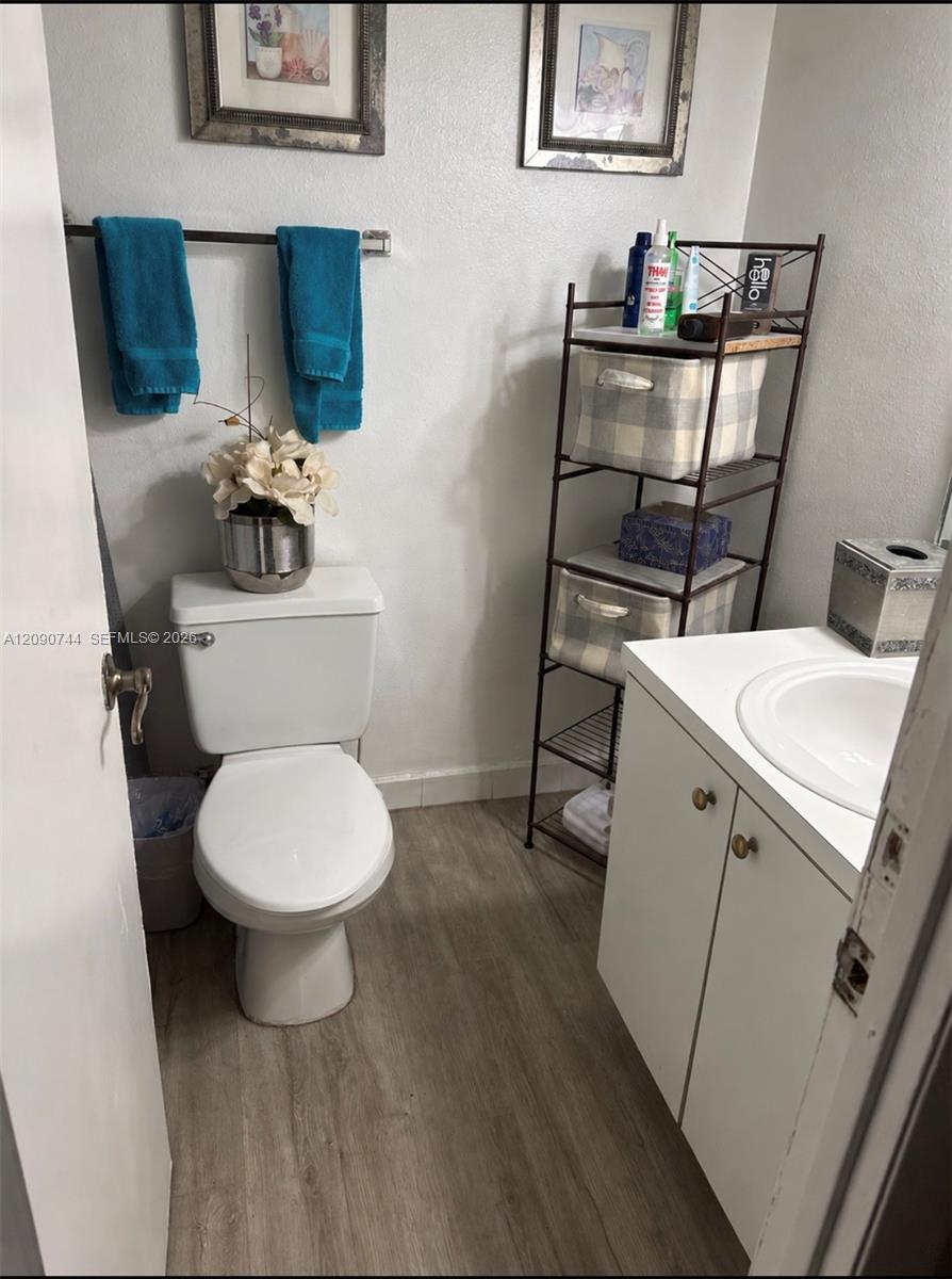 17901 Northwest 68th Avenue, Unit R105 Hialeah, FL 33015 - Photo 9 of 20 Gallery Image 9