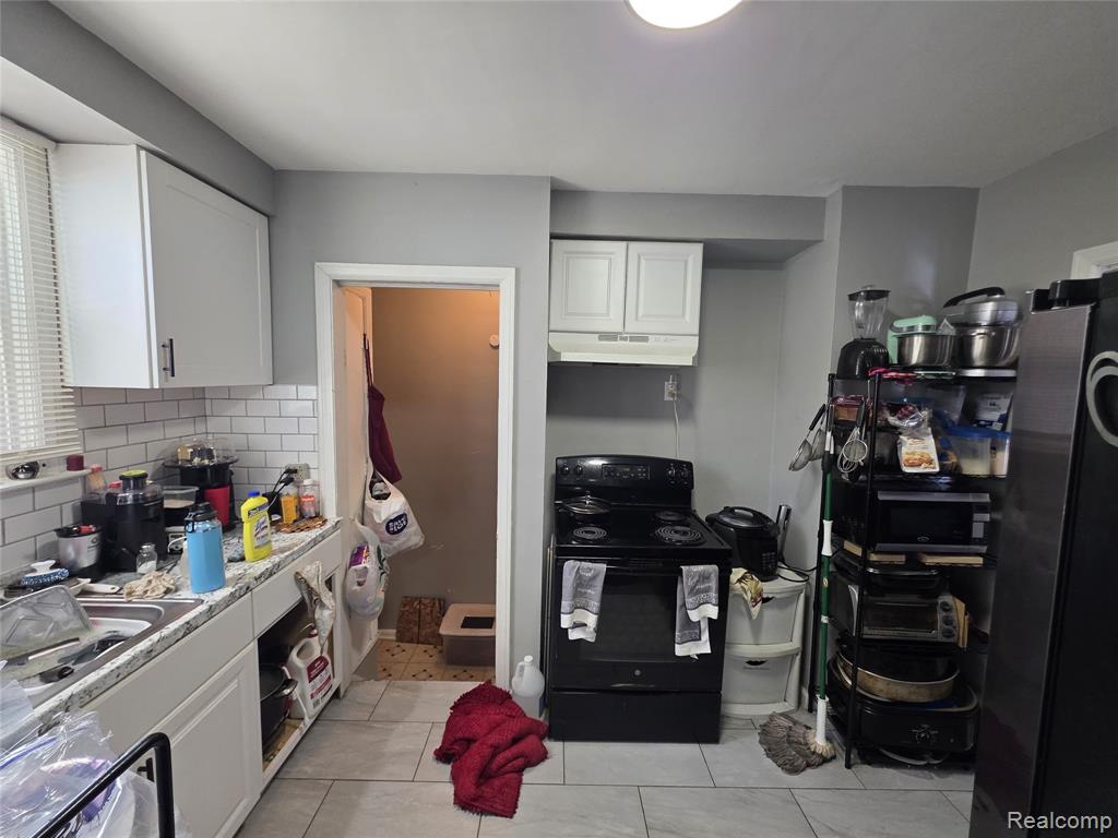 6375 Radnor Street Detroit, MI 48224 - Photo 7 of 13