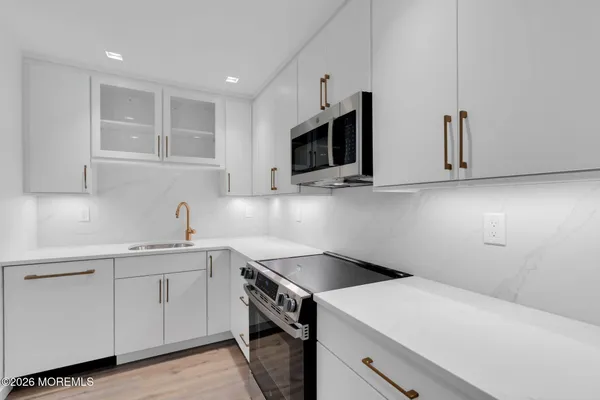 $3,475 | 42 Lexington Court, Red Bank, NJ 07701