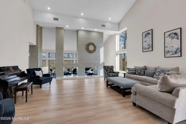 $3,475 | 42 Lexington Court, Red Bank, NJ 07701