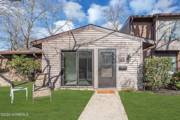 $3,475 | 42 Lexington Court, Red Bank, NJ 07701