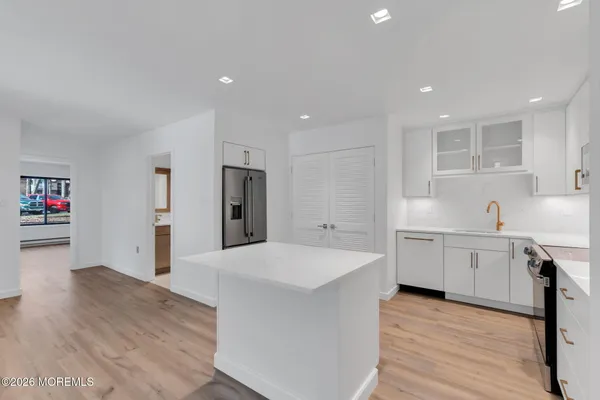 $3,475 | 42 Lexington Court, Red Bank, NJ 07701