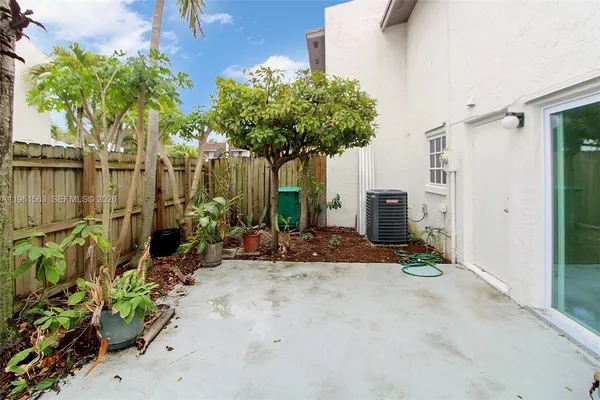 $3,150 | 10921 Southwest 70th Terrace, Unit 10921, Miami, FL 33173