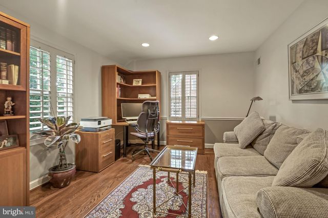 $1,150,000 | 8505 Scarboro Court, Potomac, MD 20854