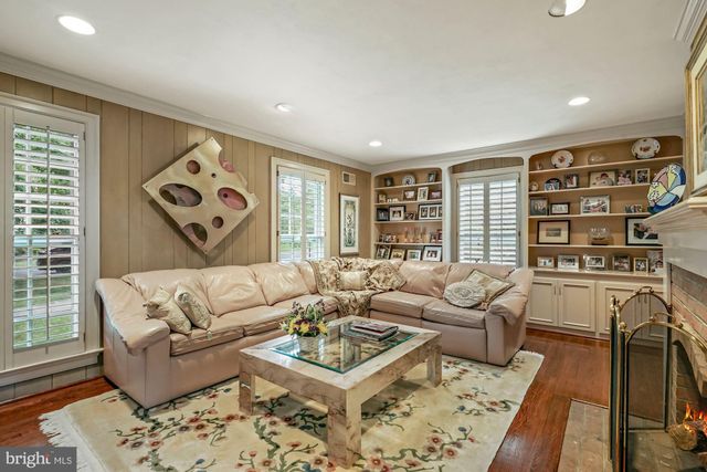 $1,150,000 | 8505 Scarboro Court, Potomac, MD 20854