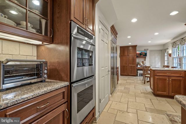 $1,150,000 | 8505 Scarboro Court, Potomac, MD 20854