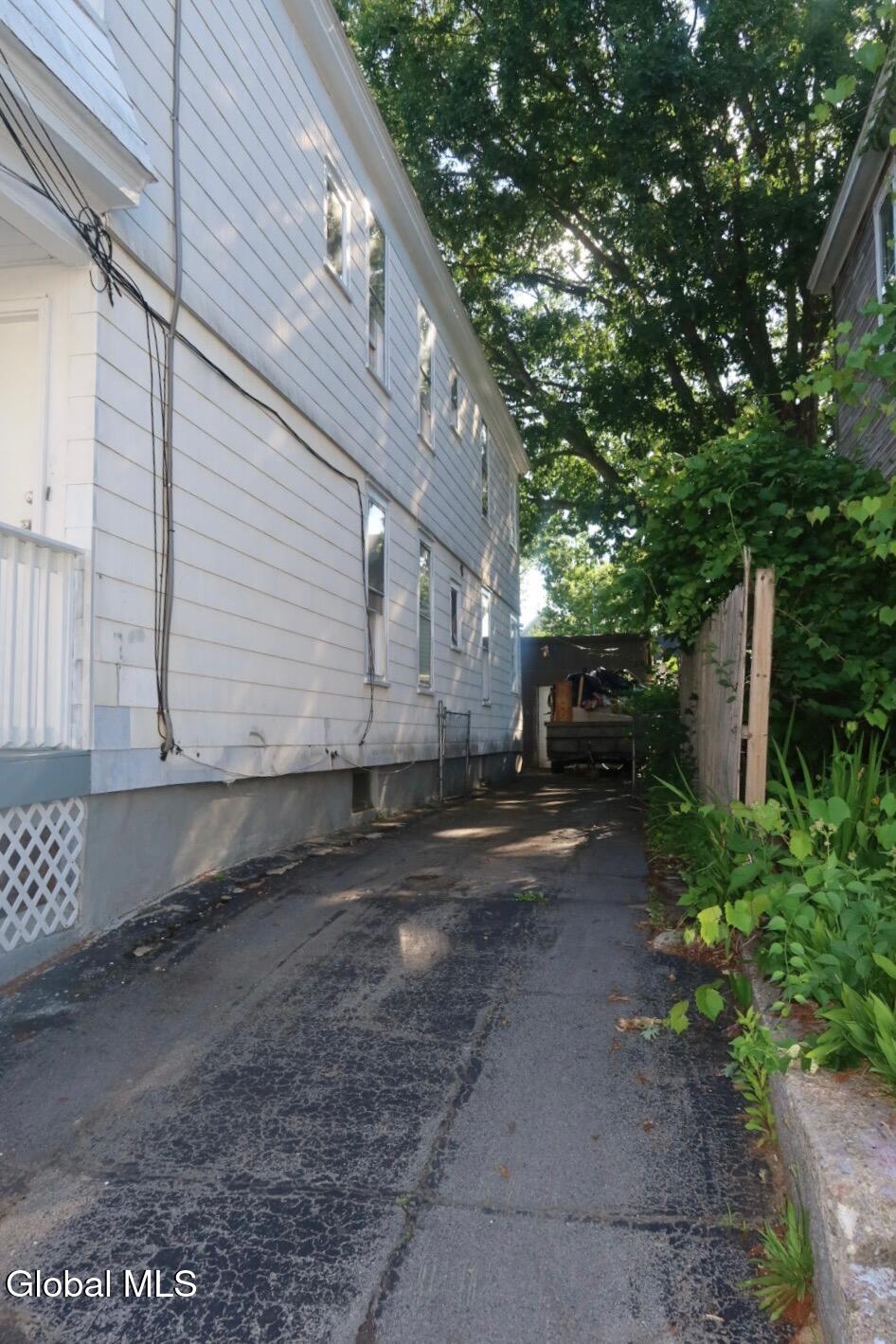 1066 Howard Street, Unit 1 Schenectady, NY 12303 - Photo 12 of 13 IMG_1958