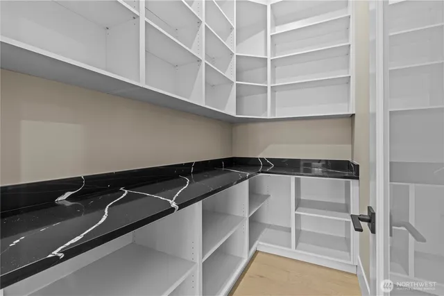 $1,595,000 | 20921 1st Place South, Des Moines, WA 98198