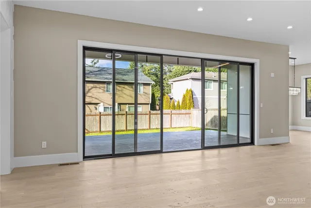 $1,595,000 | 20921 1st Place South, Des Moines, WA 98198