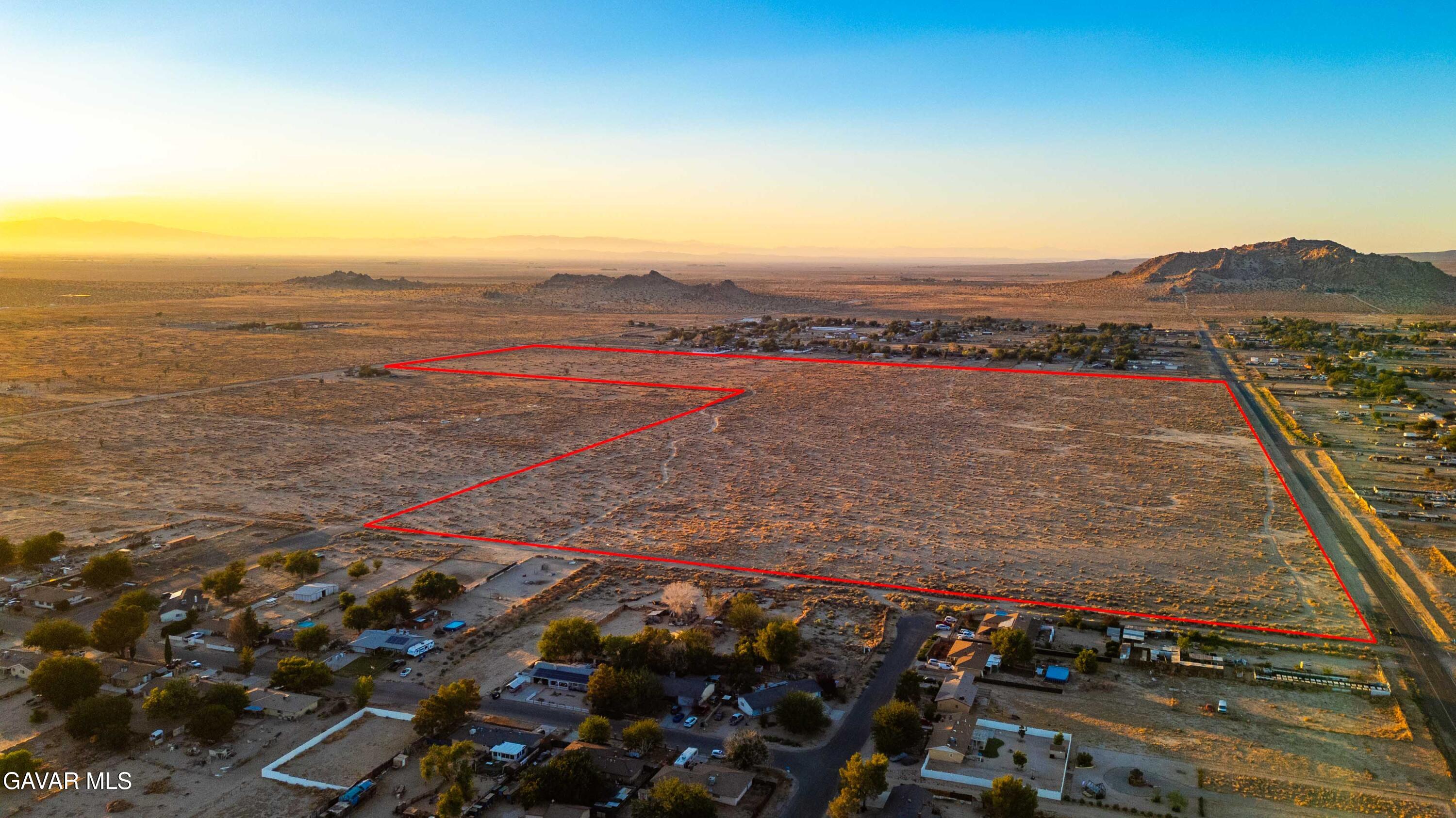 E Avenue East Lancaster, CA 93535 - Photo 6 of 11 a view of an ocean