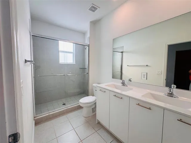 $3,600 | 2437 Northwest 131st Street, Unit 2437, Miami, FL 33167