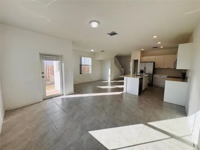 $3,600 | 2437 Northwest 131st Street, Unit 2437, Miami, FL 33167