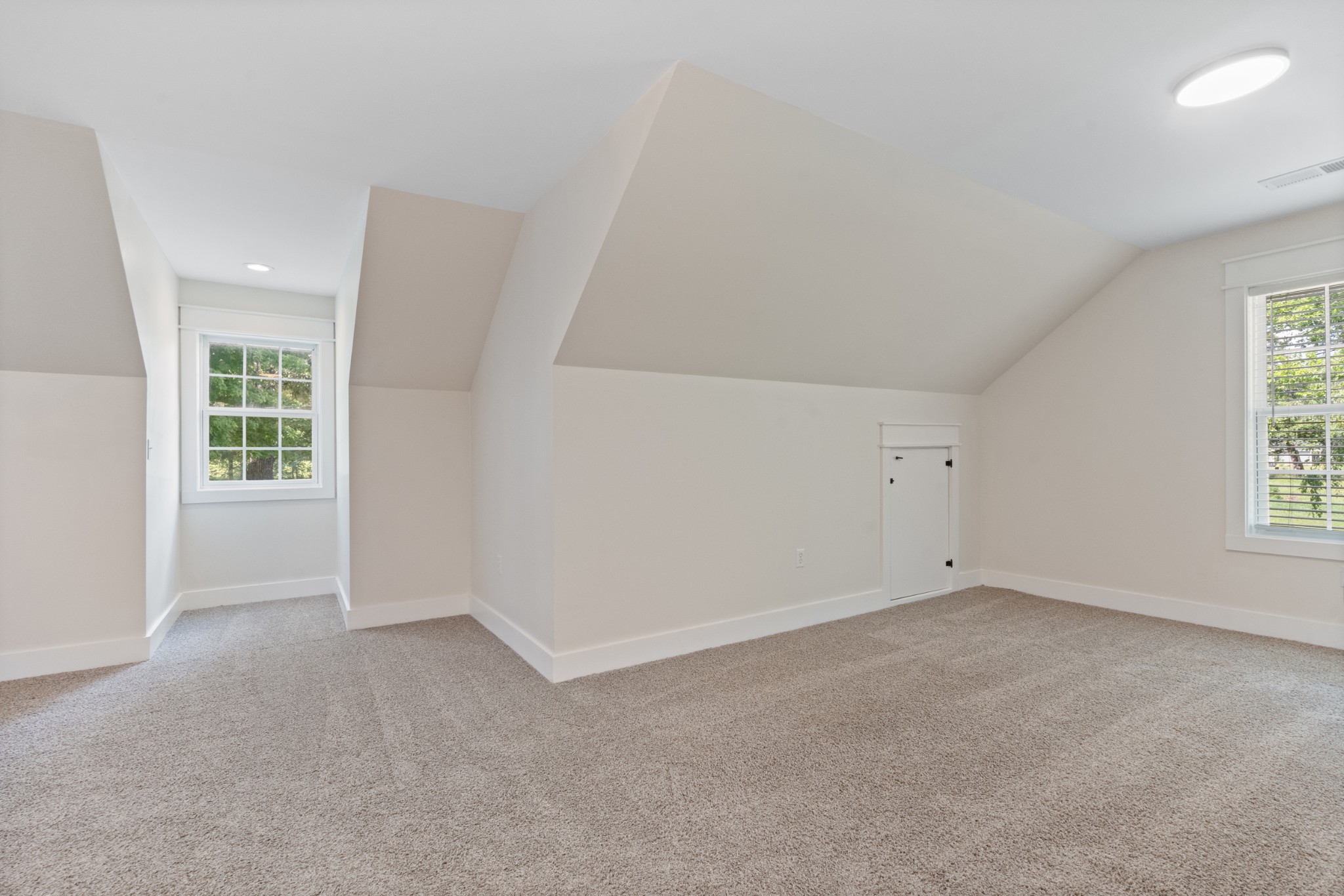 1099 Old County House Road Charlotte, TN 37036 - Photo 28 of 47