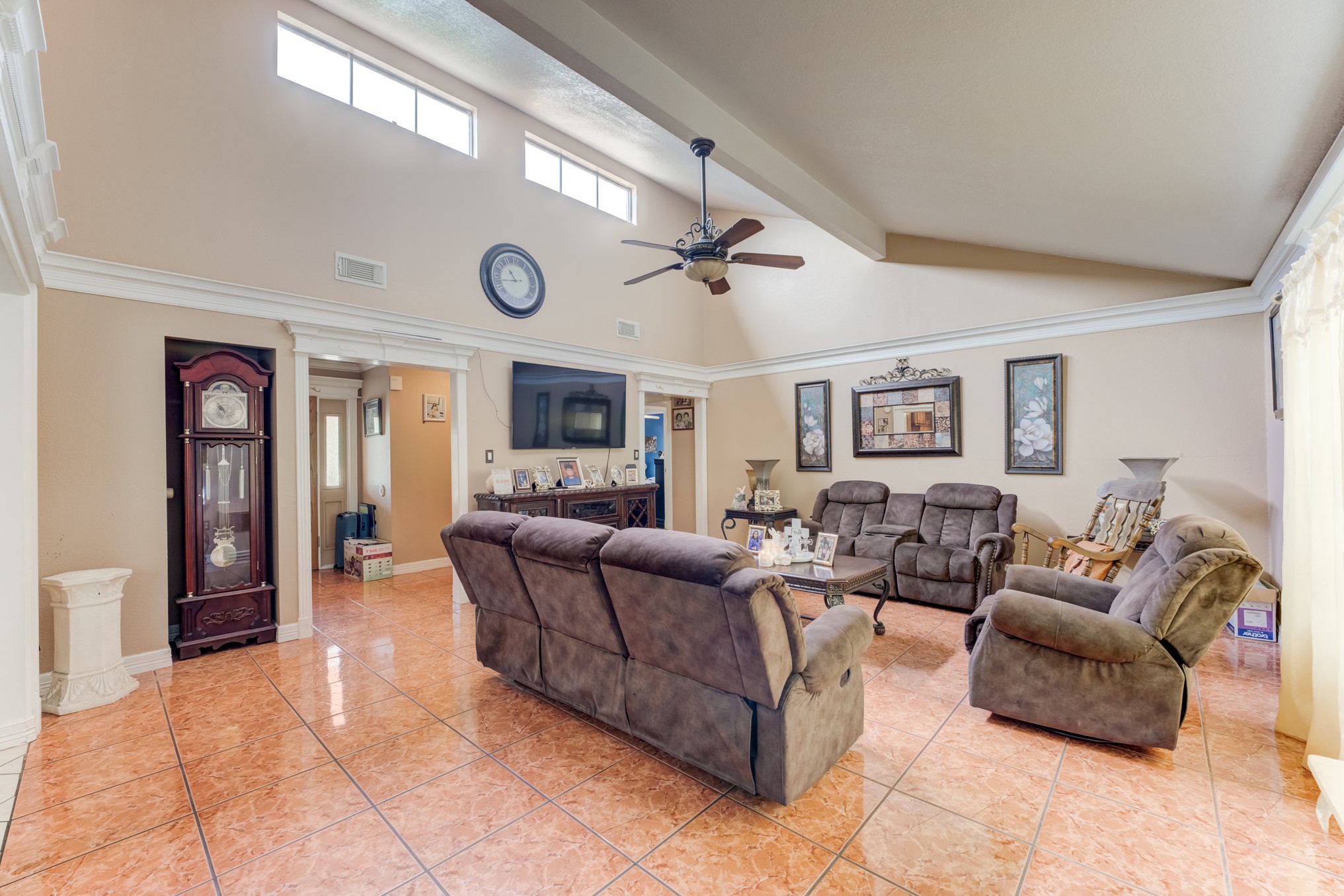 316 Hickman Lane Angleton, TX 77515 - Photo 6 of 48 a living room with furniture and a large window